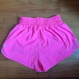 lululemon pink hotty hot shorts